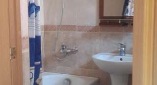 Гостиница Guest house U Niny Адлер Улучшенный двухместный номер с 1 кроватью-21