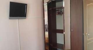 Гостиница Guest house U Niny Адлер Улучшенный двухместный номер с 1 кроватью-11